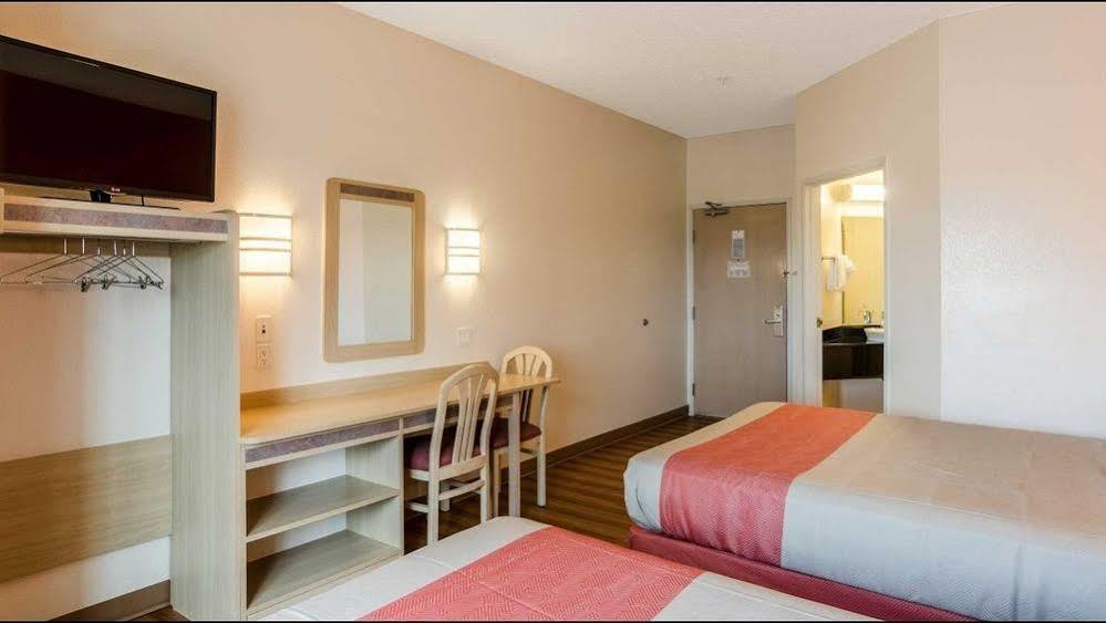 Baymont By Wyndham שרידן מראה חיצוני תמונה